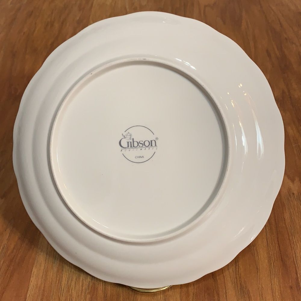 Gibson China Vintage Blue Rose Place Setting Gold Trimmed 5 Pieces Included - Picture 4 of 15